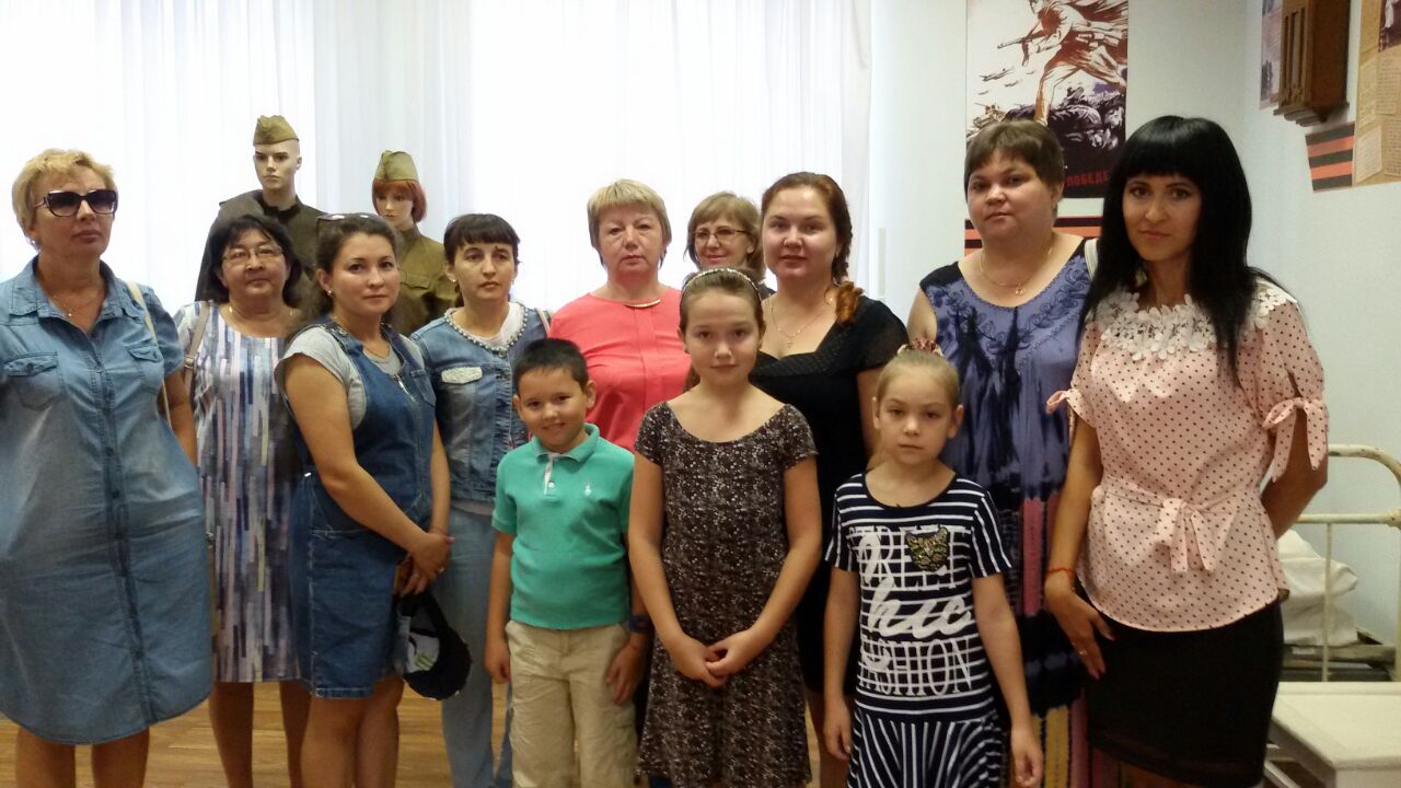 Отдыхающие санатория-профилактория "Волга" в гостях Музея историко-культтурного наследия