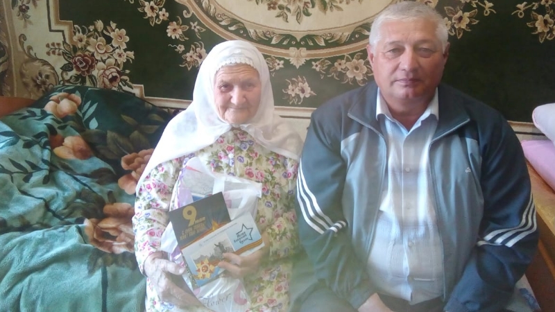 Чествование вдовы и тружеников тыла Большекармалинского сельского поселения