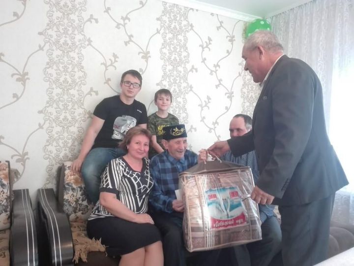 Праздничная дата на личном календаре – житель Кичкальни отметил свое 90-летие