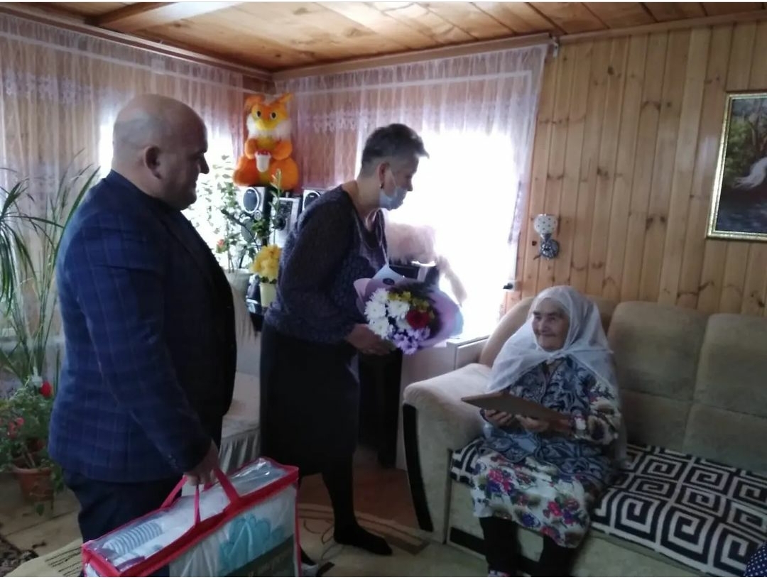 90 летний юбилей отметила Набиуллина Гульбану Фасхиевна