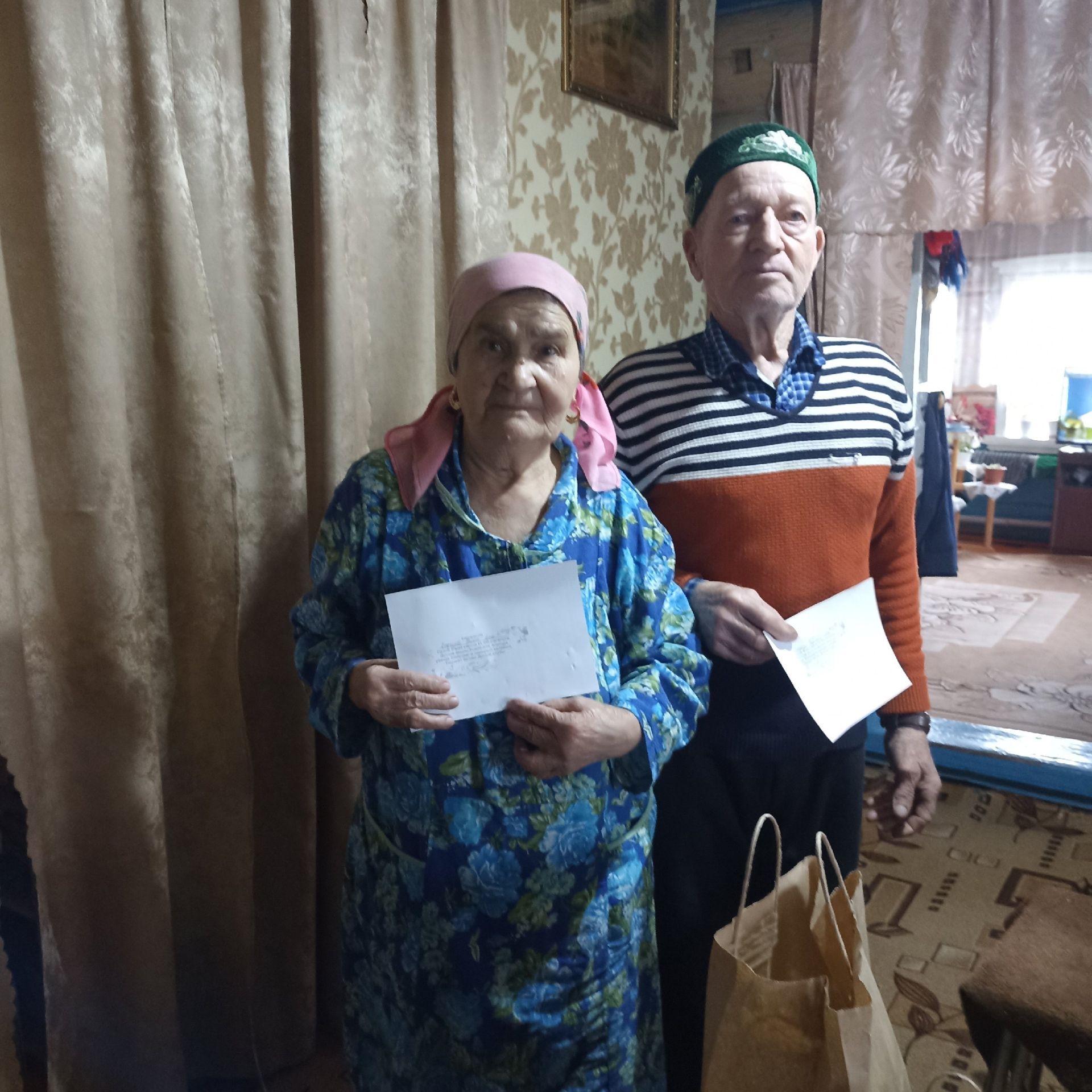 Коллективное хозяйство села Дусюм Атнинского района раздало гостинцы детям войны