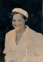 Зафира Гусмановна Ситдикова-Усманова во время работы в госпитале. Казань, 05.07.1943 г.